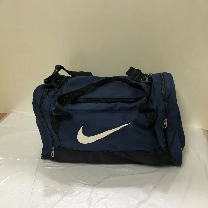 [BUNJANG] Nike Duffle Bag Crossbody Bag / 나이키 더플백 크로스백@9955