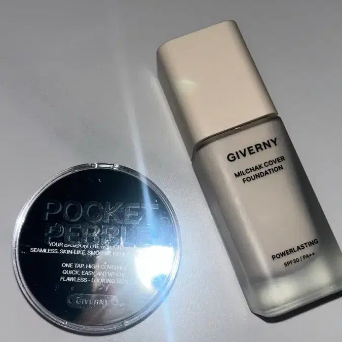 [BUNJANG] Giverny Foundation Cushion Set (Portable Container + Mini Puff Included) / 지베르니 파데 (휴대용기 + 미니퍼프 증정 포함)