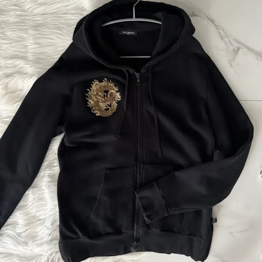 [BUNJANG] Balmain Black Dragon Embroidery Hoodie M / 발망 블랙 용 자수 후드집업 M