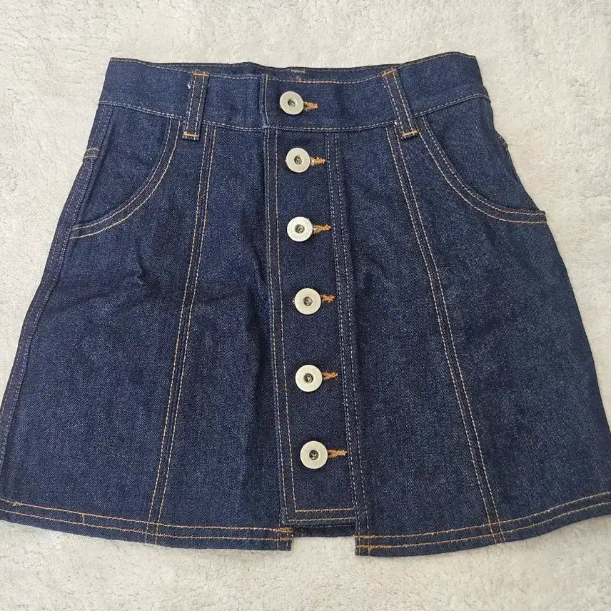 [BUNJANG] 5252 by O!Oi Denim Button Skirt / 5252 by O!Oi 데님 버튼 스커트