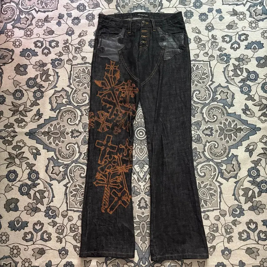 [BUNJANG] Andrew Mackenzie Embroidered Leather Patch Pants / 앤드류맥켄지 레더패치 자수팬츠