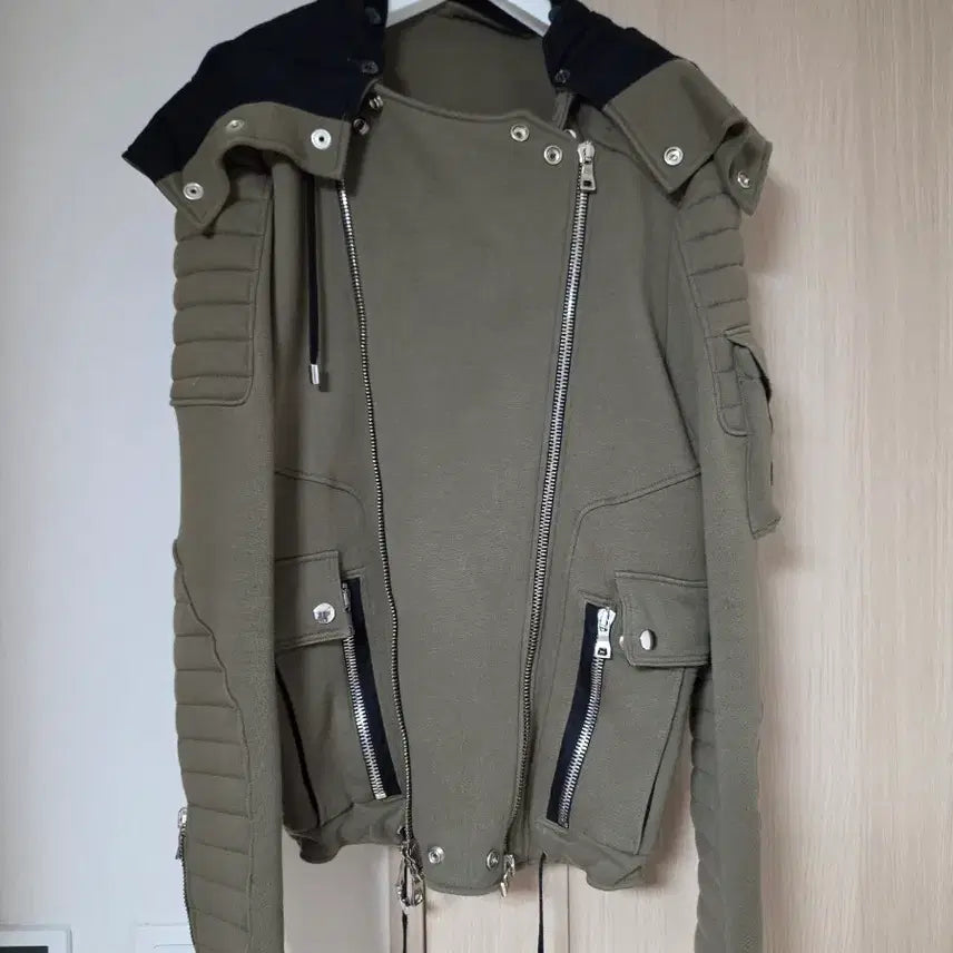 [BUNJANG] Balmain Biker Zip-Up Hoodie Olive / 발망 바이커 후드 집업 올리브