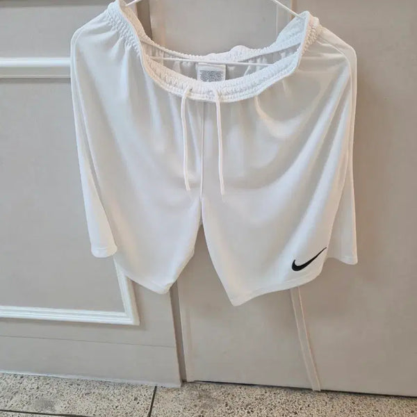 [BUNJANG] Nike Soccer Shorts Medium / 나이키 축구 반바지 m
