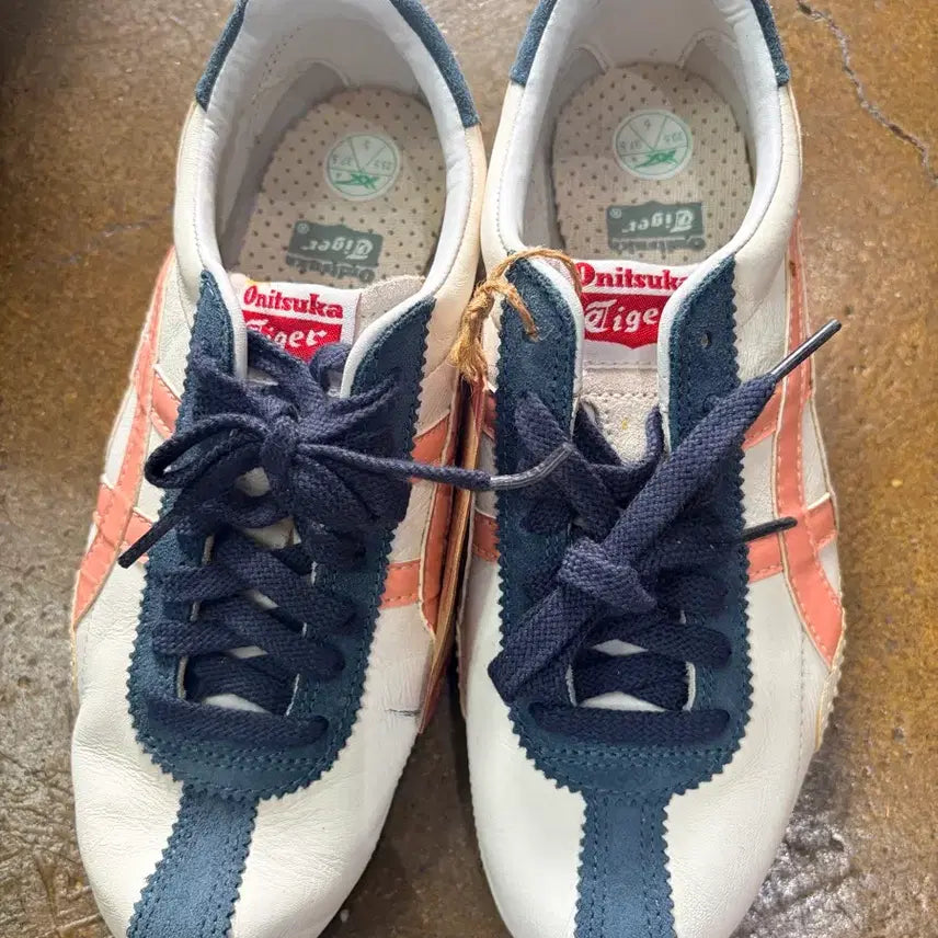 [BUNJANG] Onitsuka Tiger Sneakers White/Peach/Navy / 오니츠카타이거 스니커즈 화이트/피치/네이비