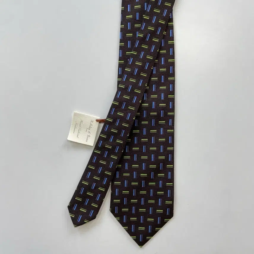 [BUNJANG] Holliday & Brown 100% Silk Necktie / 택달린 미사용품 (Holliday & Brown) 명품 정품 넥타이