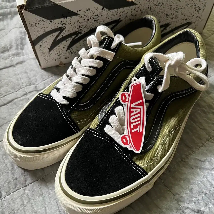 [BUNJANG] Vans Vault OG Old Skool LX Sneakers / 반스 볼트 og 올드스쿨 lx