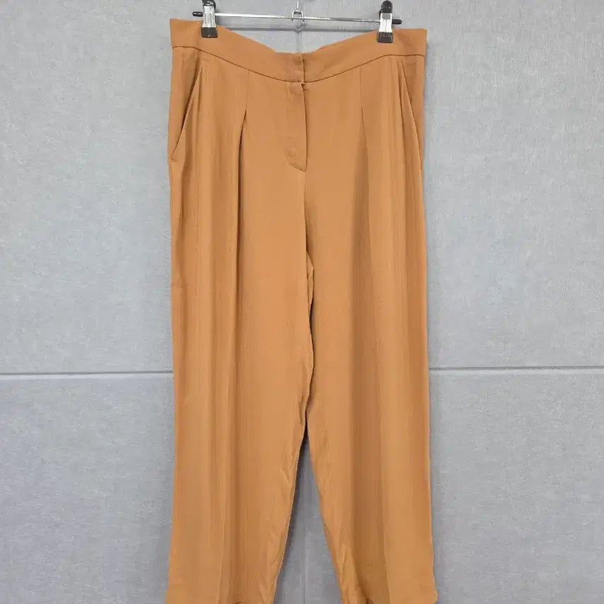 [BUNJANG] STUDIO TOMBOY Pin Tuck Wide Slacks (Camel Brown) / 스튜디오 톰보이 핀턱 와이드 슬랙스