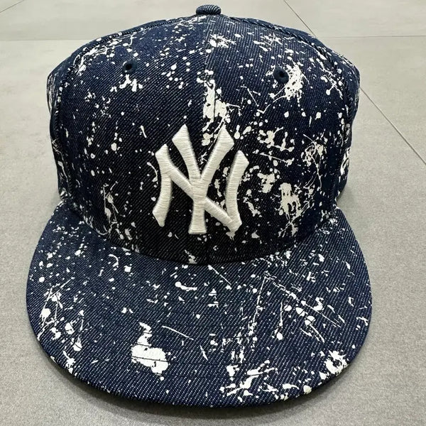 [BUNJANG] New Era New York Yankees Indigo Denim Painting Baseball Cap Snapback 59.6 / 뉴에라 뉴욕양키스 인디고데님 페인팅 야구모자 볼캡 스냅백 59.6
