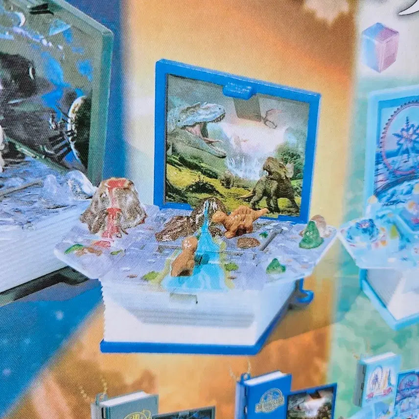 [BUNJANG] Jurassic World 3D Pop-Up Book Keychain / 팝업 가챠 쥬라기월드 3D 책속의세상 키링 공룡 팝업북