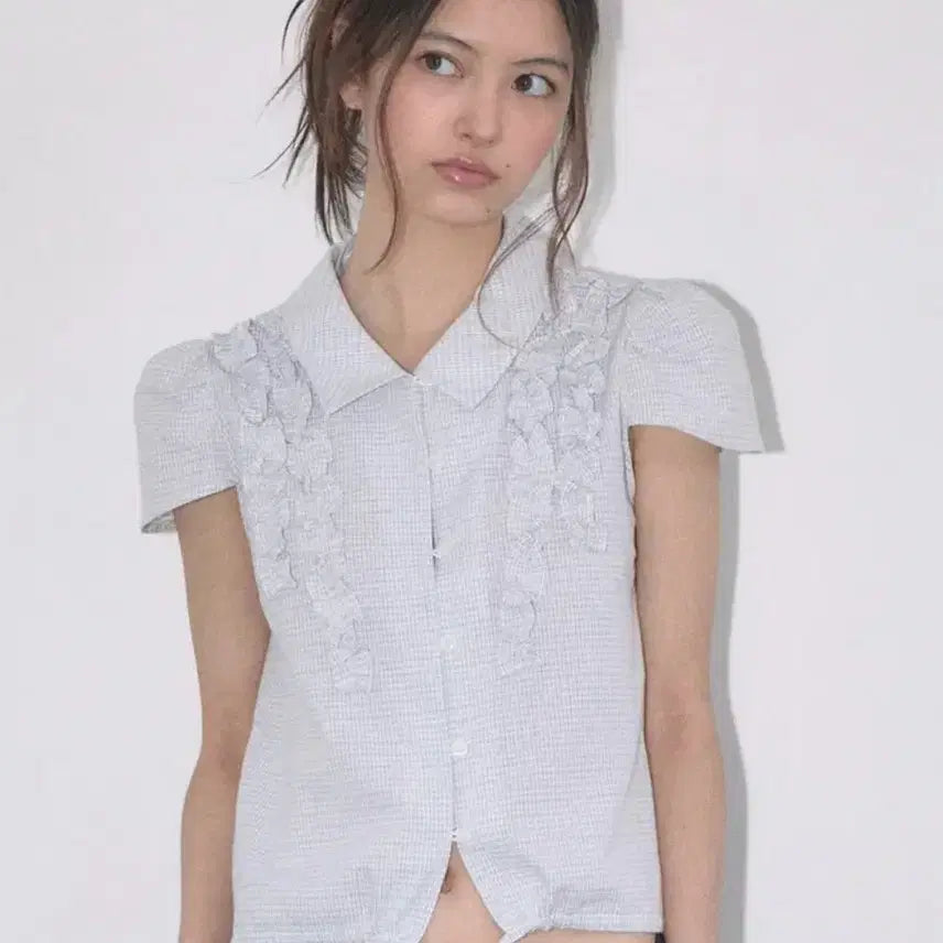 [BUNJANG] Margarine Fingers Frill Mixed Blouse (Light Blue) / 마가린핑거스 FRILL MIXED BLOUSE (LIGHT BLUE)