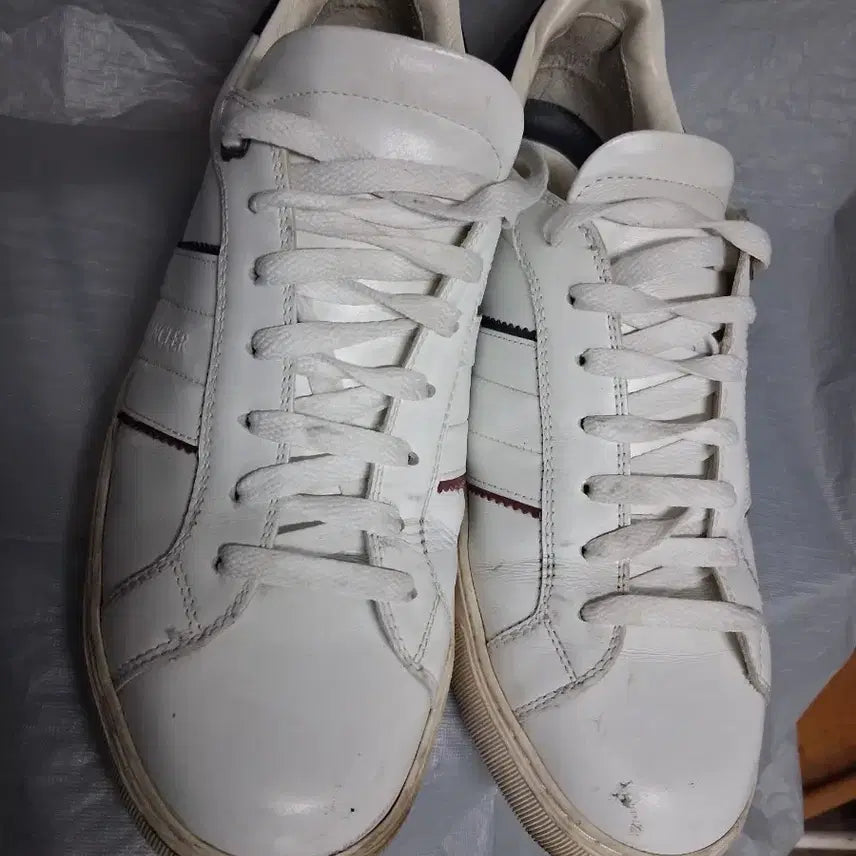 [BUNJANG] Moncler Leather Skiniys EU 45 / 몽클레어 가죽스키니즈 EU  45