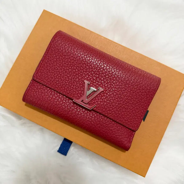 [BUNJANG] Louis Vuitton Capucines Compact Wallet / [정품] 루이비통 카퓌신 컴팩트 월릿