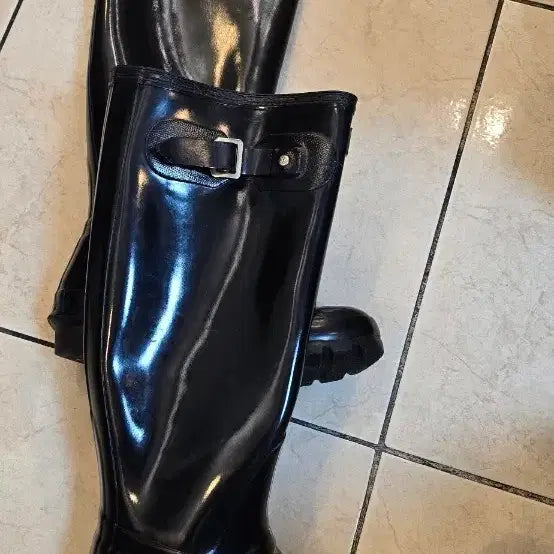 [BUNJANG] Hunter Glossy Black Rain Boots Size 225 / 헌터 레인부츠 225 미리 유광 블랙