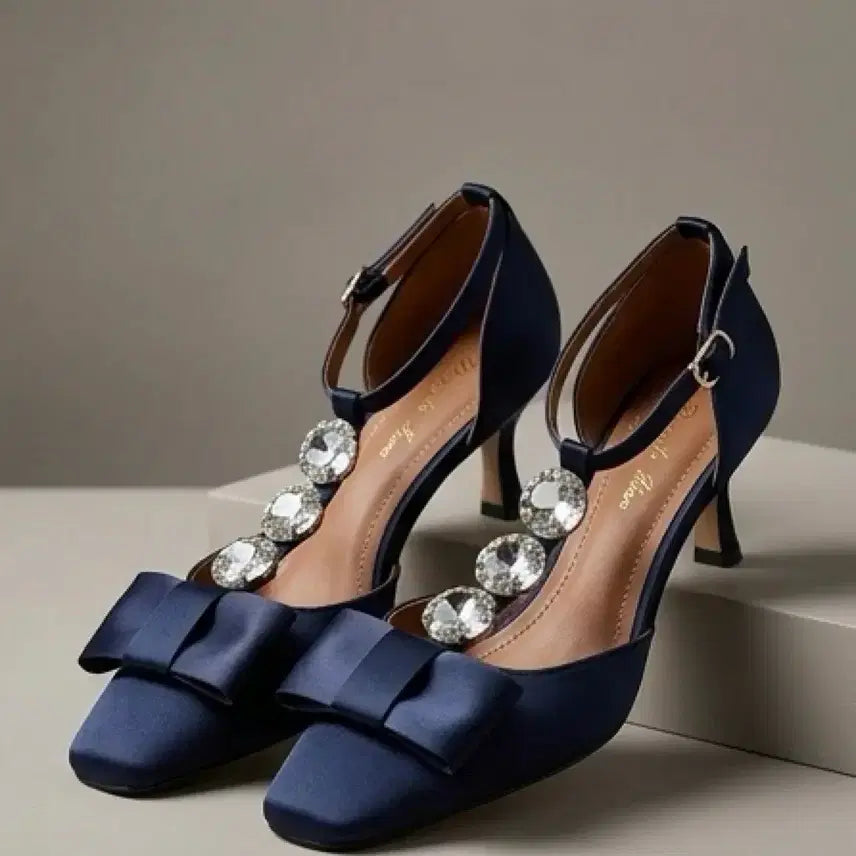 [BUNJANG] Navy Ribbon Jewel Strap Heels - Size 39 / 네이비 리본 보석 스트랩 힐