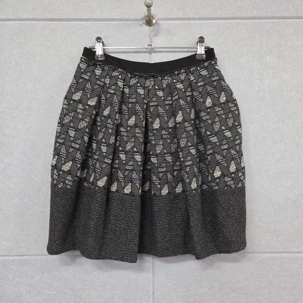 [BUNJANG] O'2nd Geometric Pattern Color-Block Wool Blend Skirt / O'2nd 오즈세컨 울 혼방 기하학 패턴 배색 스커트