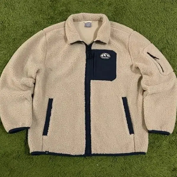 [BUNJANG] Discovery Expedition Fleece Jumper Size 105 / 디스커버리 뽀글이 점퍼105