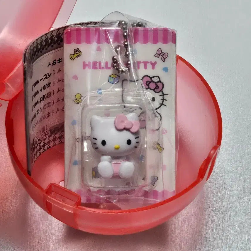 [BUNJANG] Hello Kitty Miniature Collection Keychain Gacha / 헬로키티 미니어처 컬렉션 키링 가챠
