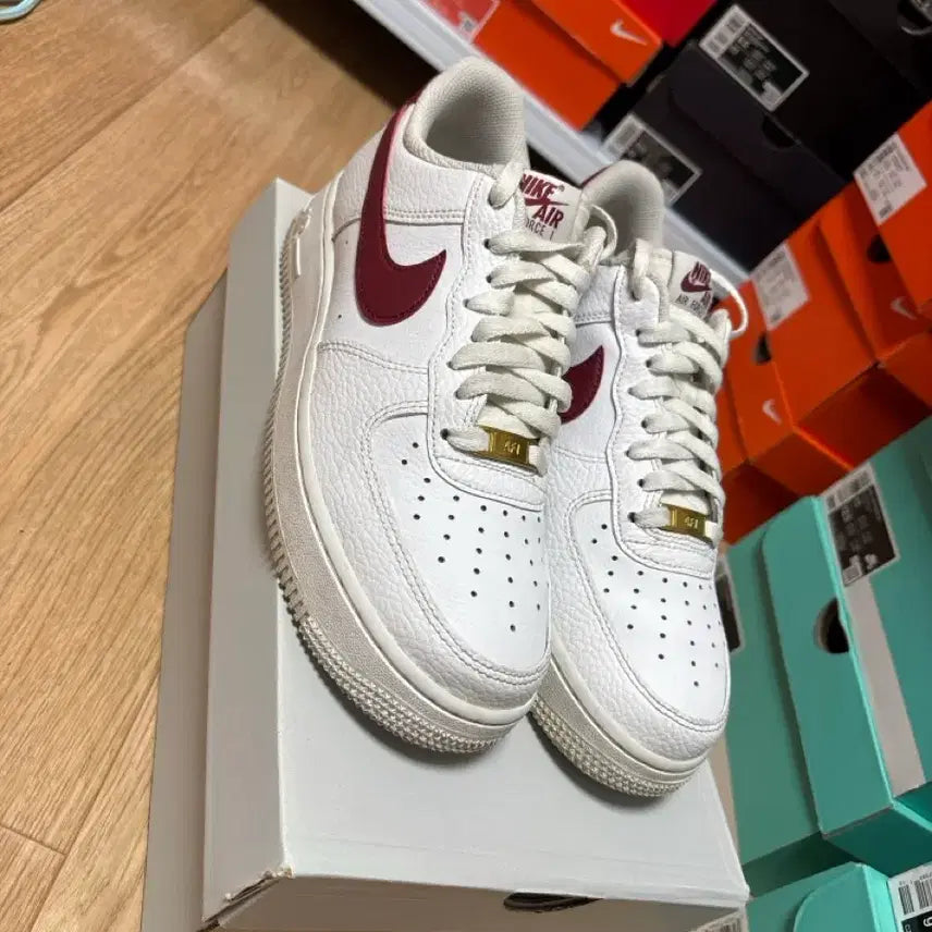 [BUNJANG] Nike Air Force 1 '07 Low White Team Red Men's / 나이키 에어포스 1 '07 로우 화이트 팀 레드 남성용 255
