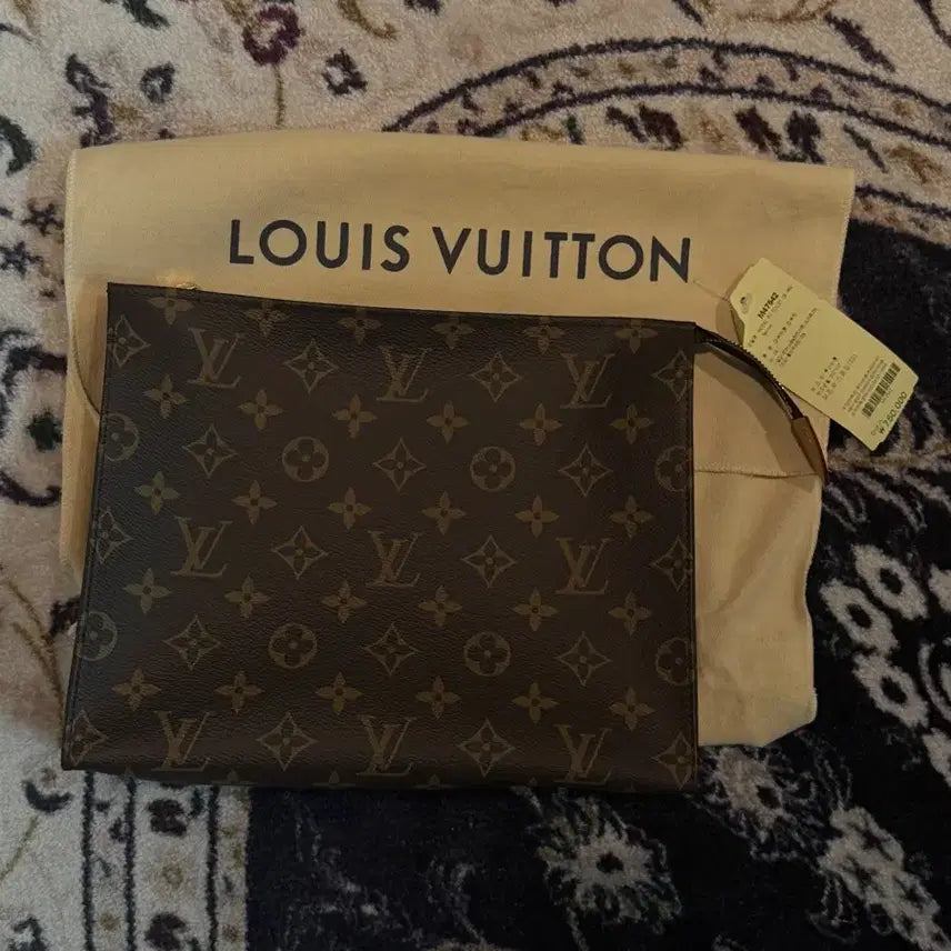 [BUNJANG] Louis Vuitton Monogram Toilet 26 Clutch Pouch / 루이비통 Toilet 26 클러치백 파우치
