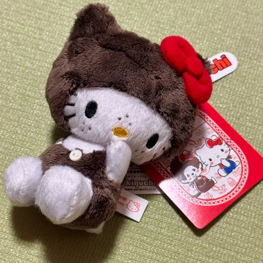 [BUNJANG] Monchhichi Hello Kitty Keychain / [새상품] 몬치치 헬로키티 키링
