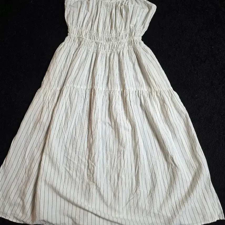 [BUNJANG] Uniqlo Striped Sleeveless Maxi Dress / 유니클로스트라이프 패턴 민소매 원피스