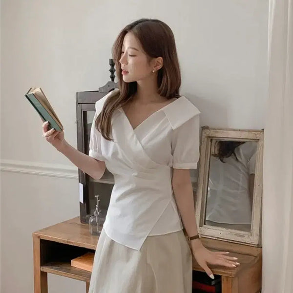 [BUNJANG] Dali Hotel Short Sleeve Collar V-Neck Wrap Shirring Blouse / 달리호텔 제작 반팔 블론드 카라 브이넥 랩 셔링 블라우스