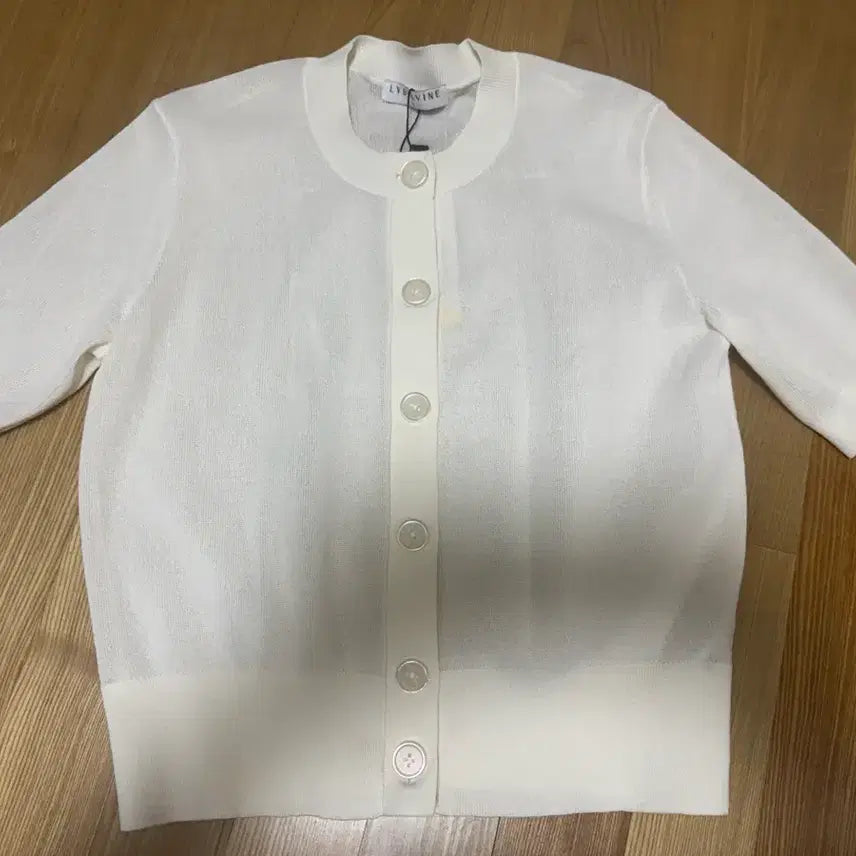 [BUNJANG] LIDIA BAIN Women's Short Sleeve Crewneck Cardigan Ivory / (새제품) 리디아 바인 여성 반소매 크루넥 가디건 아이보리