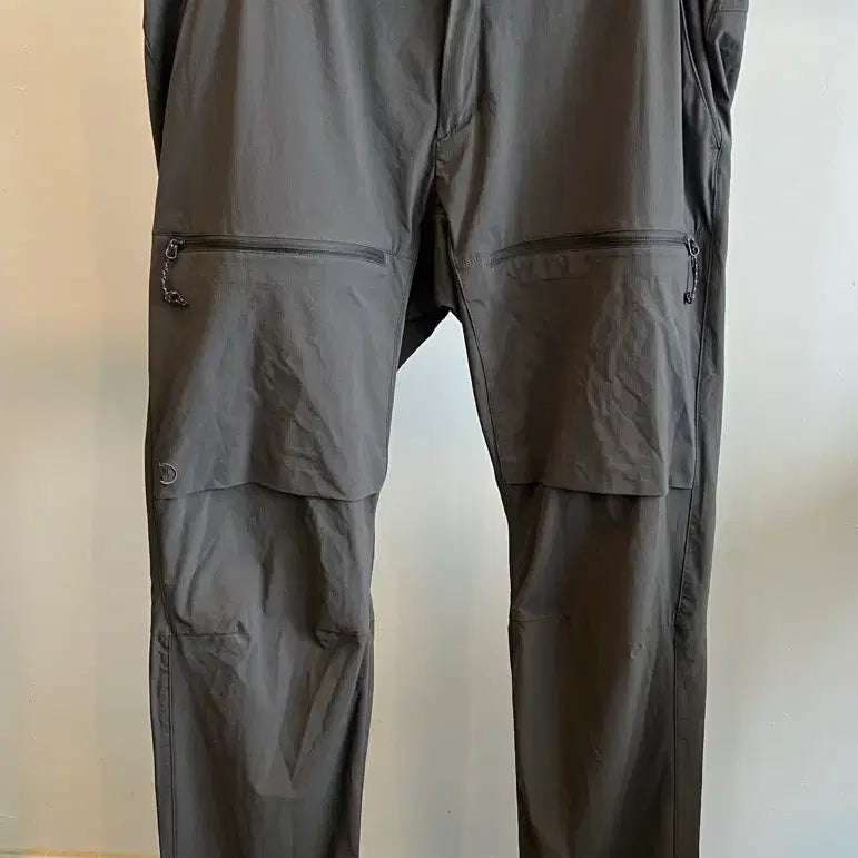 [BUNJANG] Fjällräven Hiking Pants (Genuine) Size 36 / 피엘라벤 바지(정품)36