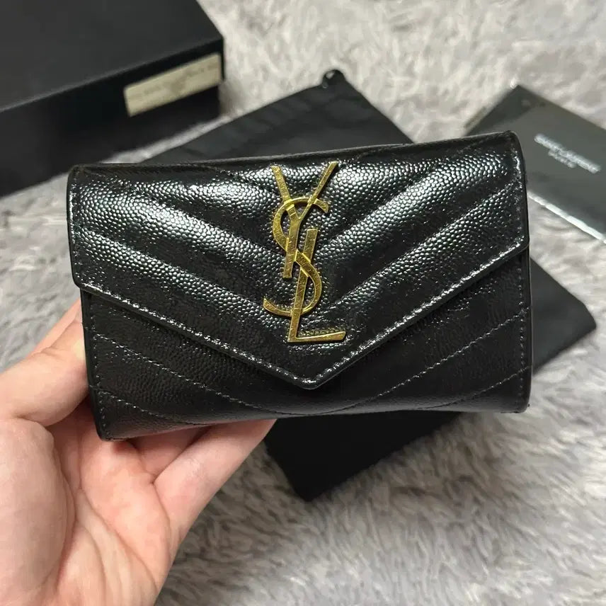 [BUNJANG] Yves Saint Laurent Matelassé Envelope Medium Wallet / [풀구성] 입생로랑 마틀라세 엔벨로프 중지갑