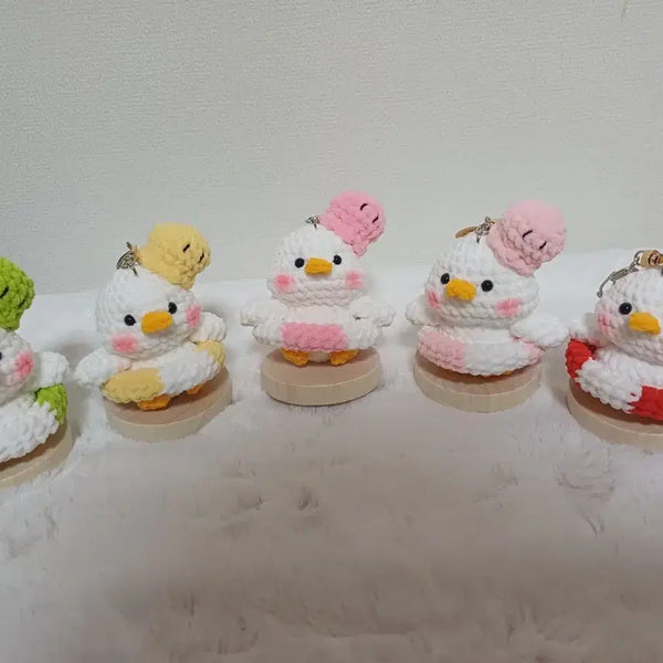 [BUNJANG] Hand-Knitted Rubber Ducky Keychain / 튜브 오리 뜨개키링