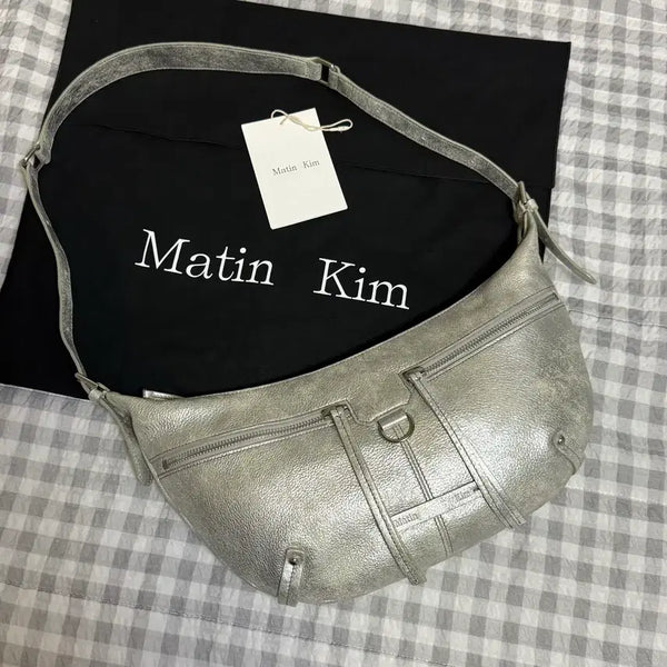 [BUNJANG] Matinkim Zipper Leather Round Bag Silver / 마뗑킴 지퍼 레더 라운드백 실버