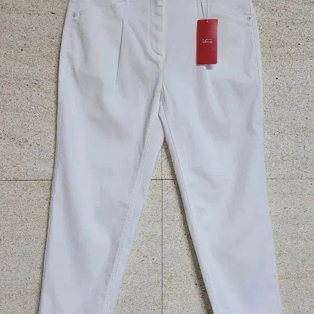 [BUNJANG] Fantom Women's Tapered Fit Pants Ivory 28 Inch / 팬텀 골프 여성 테이퍼드핏 팬츠 28인치(새상품)