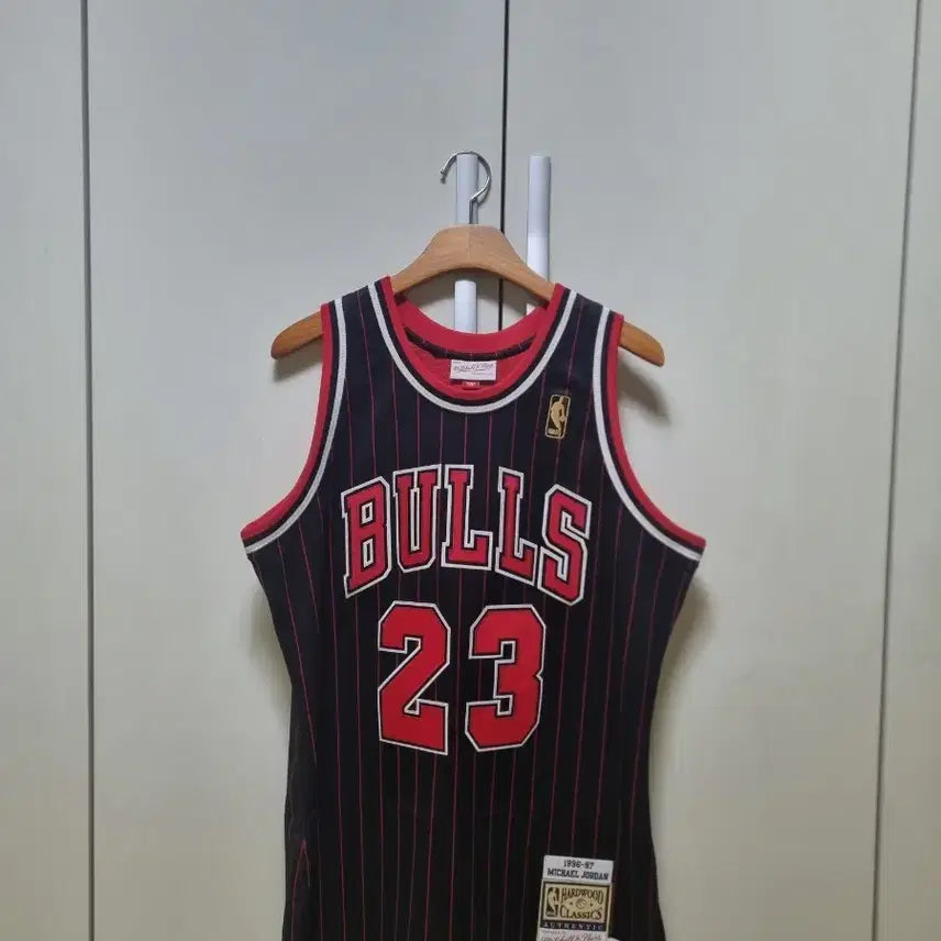 [BUNJANG] Mitchell & Ness 96-97 Chicago Bulls Michael Jordan Authentic Jersey / (M40)미첼엔네스 96-97 불스 조던 어센틱 져지