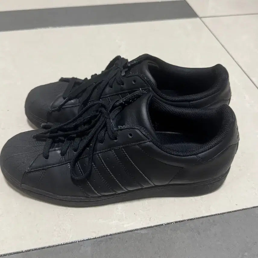 [BUNJANG] Adidas Superstar All Black 275 / 아디다스 슈퍼스타 올검 275 팝니다