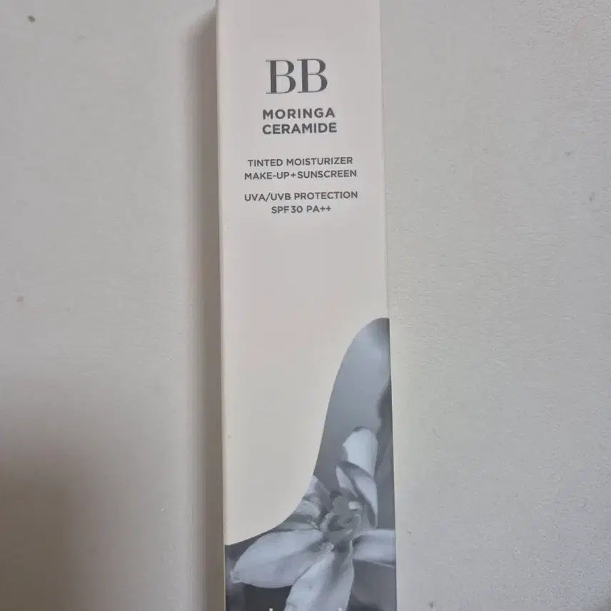 [BUNJANG] Heimish Moringa Ceramide BB Tinted Moisturizer SPF30 PA++ / 헤이미쉬 모링가 세라마이드 BB 크림 SPF30 PA++