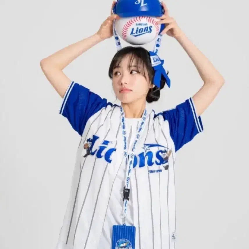 [BUNJANG] Samsung Lions 2025 Bao Family Uniform (Size 105) with Unapplied Player Marking Kit (Wontaein or Gujauk) / [미개봉 새상품 노마킹] 25년 삼성라이온즈 푸바오패밀리 유니폼 마킹키트