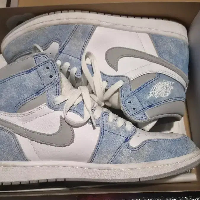 [BUNJANG] Nike Air Jordan 1 Retro High Hyper Royal / 나이키 에어 조던 1 레트로 하이퍼로얄