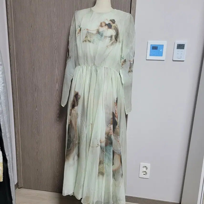 [BUNJANG] Meet Me "Masterpiece" Printed Long Dress / 가격제안행사!!  새상품) meet me 명화 프린팅 롱 원피스  드레스