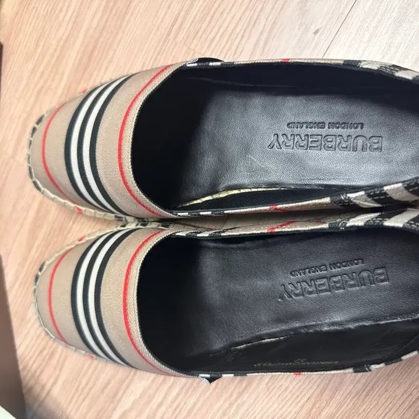 [BUNJANG] Burberry Check Espadrille Slip-on Loafer / 버버리 체크 에스파드리유 에스파듀