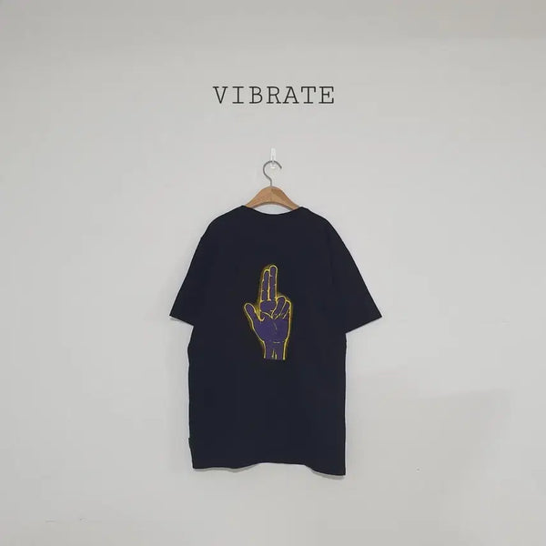 [BUNJANG] Vibrate Big Logo T-Shirt Black / 세일)No.26060612 바이브레이트 빅로고 반팔티 검정색