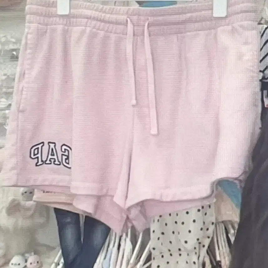 [BUNJANG] GAP Pink Training Shorts / GAP 연핑크 트레이닝 쇼츠 반바지 히메갸루 stc빈티지 엣티시