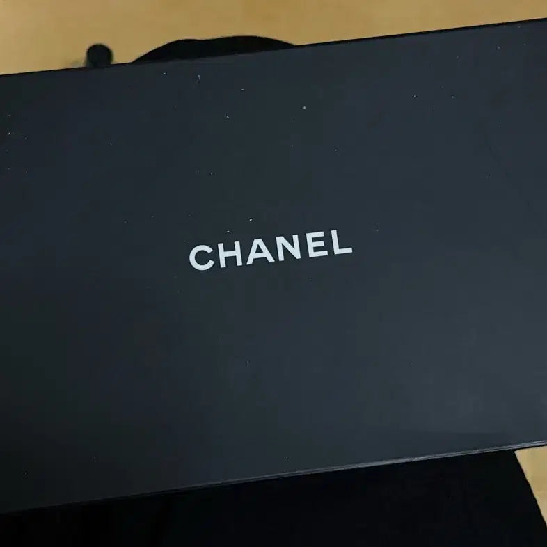 [BUNJANG] Chanel Gold-Tone Notebook & Emblem Sticker Set / 샤넬 금장 노트 스티커