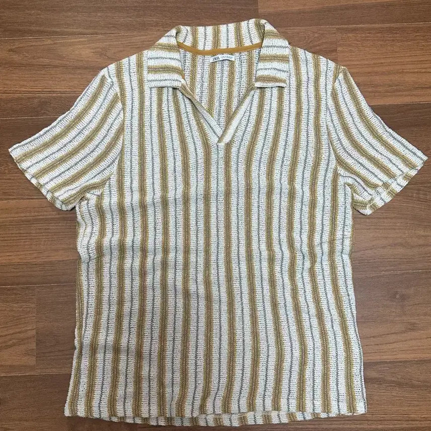 [BUNJANG] Zara Crochet Half-Open Collar Short-Sleeve T-Shirt / 자라 크로셰 반오픈카라