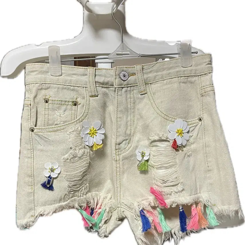 [BUNJANG] Floral Tassel Distressed Denim Shorts / 데미지 반바지 꽃 장식 태슬 숏팬츠 새상품