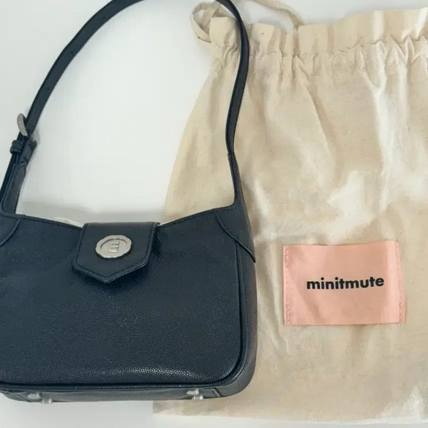 [BUNJANG] Minuit Mint Baton Micro Black Bag / 미닛뮤트 바톤 마이크로 블랙