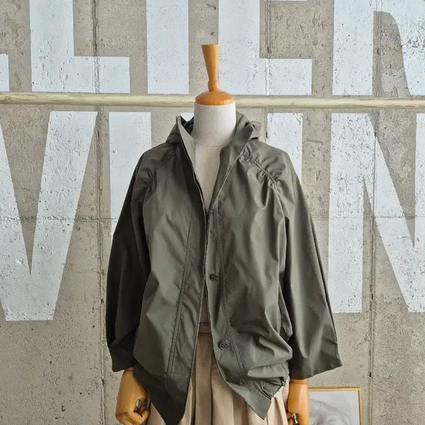 [BUNJANG] Jisense Khaki Hooded Windbreaker Jacket / 지센 예쁜핏 카키색 후드 바람막이 자켓