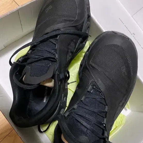 [BUNJANG] Hoka One One Cloudmonster 2 Running Shoes - Black / 파프 온러닝 클라우드 몬스터 2 블랙