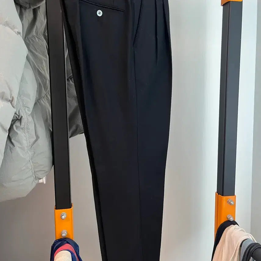 [BUNJANG] Belief Wool Flannel Two-Tuck Pants Black L Size (Altered) / 벨리프 울 플란넬 투턱팬츠 블랙 L사이즈(수선제품)