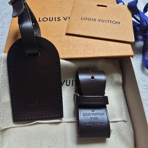 [BUNJANG] Louis Vuitton Monogram Leather Name Tag and Holder Set / (정품)루이비통 소가죽 네임택 및 홀더 세트 (백참)