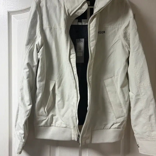 [BUNJANG] Tommy Hilfiger Windbreaker Jacket / 타미힐피거 점퍼